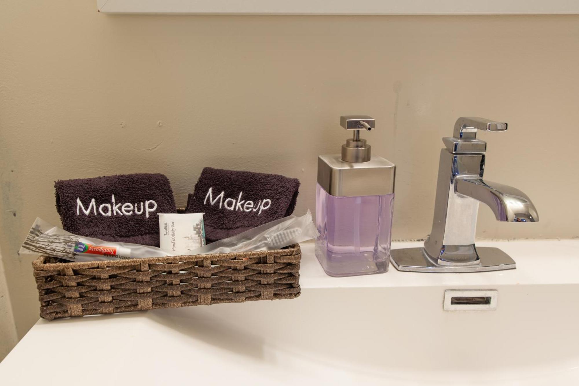 וושינגטון Luxury & Nice Private Room In Dc מראה חיצוני תמונה